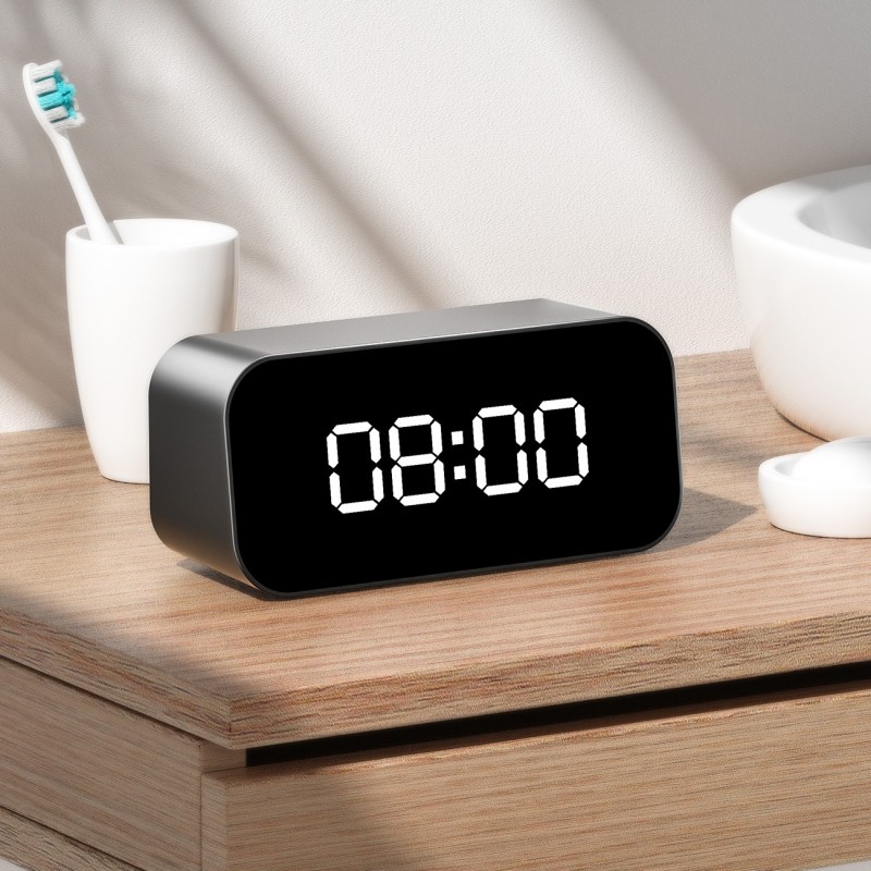 Clock with Full HD WiFi Camera and Recording